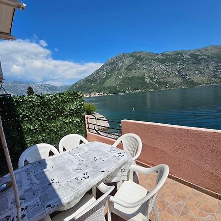Apartmani Markovic Kotor Zimmer foto